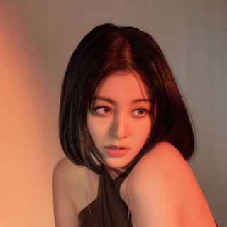 🔒 twice hand holder | thh