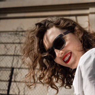 Саша, карьера и Париж