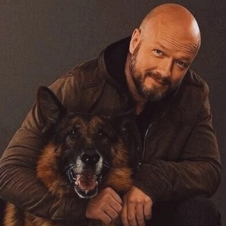 ПЁС (Никита Панфилов, Михаил Жонин, Андрей Саминин, Ольга Олексий и Денис Роднянский)