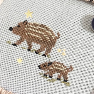 elizabeth stitch 🪡 🧵