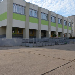 МБОУ "Средняя школа №8 им.Героя Российской Федерации С. В. Большакова" ЕМР РТ