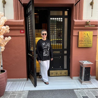 Свет за шторой