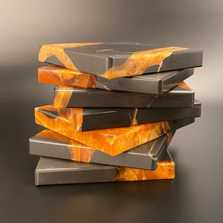 Симбирцит. Симбирский сад. Кабошоны.