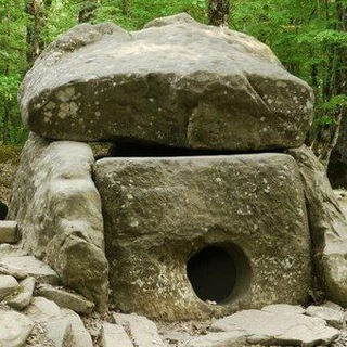 СЧАСТЛИВЫЙ МИР - ПЕРВОИСТОКИ