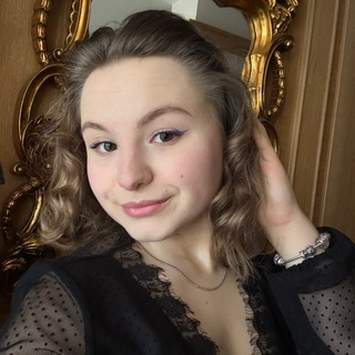 сонечка гадает🪬