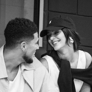 гетеро совмы / гетеро стикеры / гетеро пары / гетеро поцелуи / гетеро склейки / гетеро связки