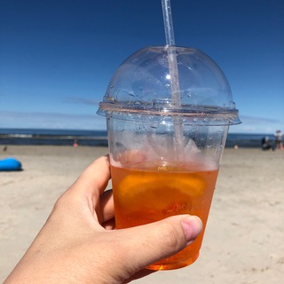 Стаканчик и женский романчик