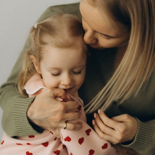 ну привет, я Настя!