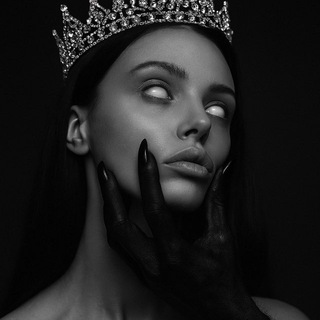 🕯️𝐓𝐀𝐓𝐓𝐎𝐎𝐄𝐃 𝐖ɨ̇𝐓𝐂𝐇🕯️