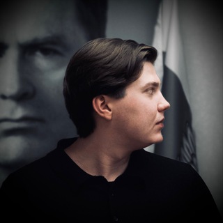 Думает Копылов