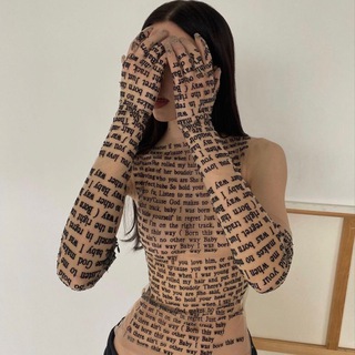 Генриетта красит