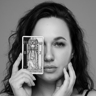 🌙 Таро - дневник Анны