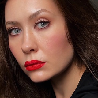 КАРИНА ТВЕРЕЦКАЯ