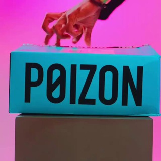 POIZON | TWO KICK’S