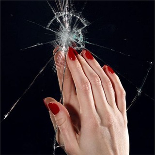 Kris ● reading something unholy 🫦