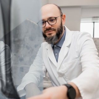 Травматолог Репин