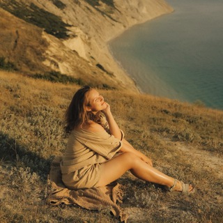 Ваза тут не стояла!