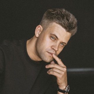 Макс ведёт за рамки мышления