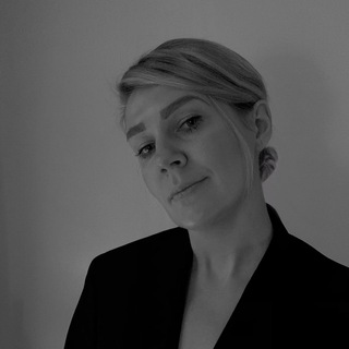 Париж на связи