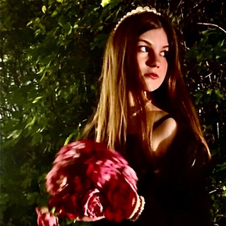 𝒏𝒆𝒍𝒊𝒔𝒔𝒆