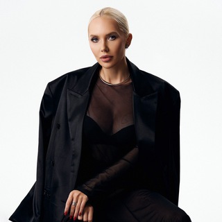 Одевайся Молись Люби 🤍