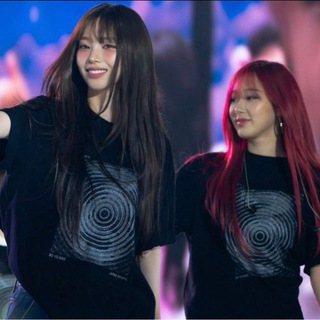 - 𝘺𝘶𝘮𝘪𝘭𝘪𝘴𝘴𝘴 𝘴𝘵𝘰𝘳𝘦