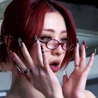 Yunjin | LE SSERAFIM