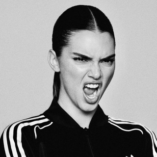 сосуд кендалл дженнер